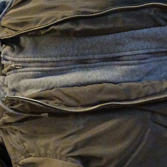 Hooded bomber - Picture 4 of 4